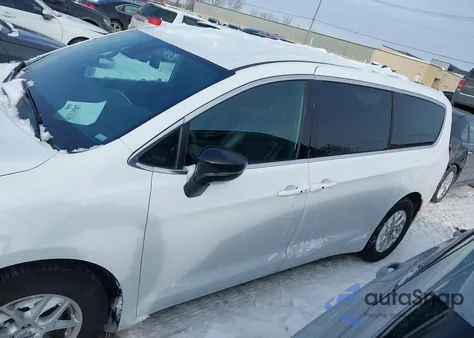 2025 Chrysler Pacifica Select z USA, uszkodzony, nr VIN 2C4RC1BG4SR505921